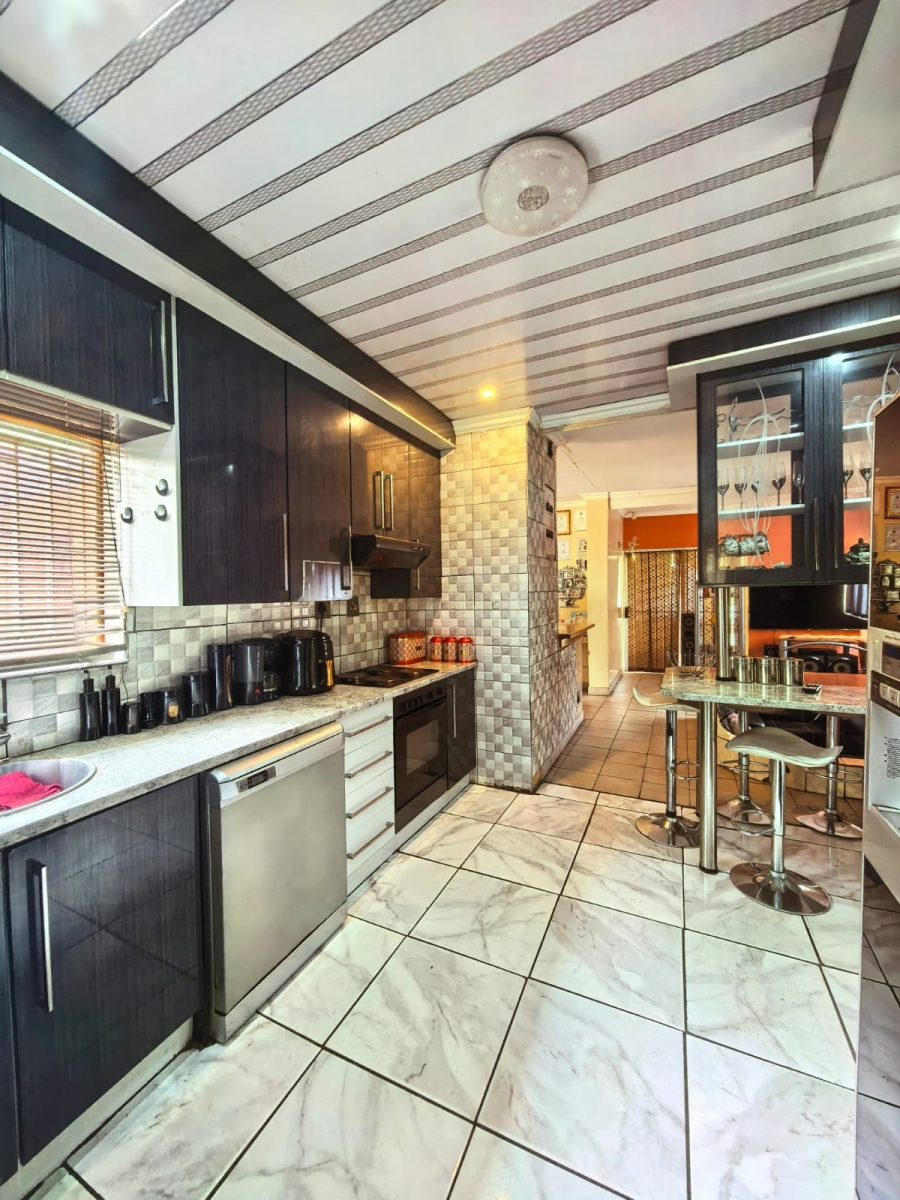 3 Bedroom Property for Sale in Sasolburg Ext 11 Free State